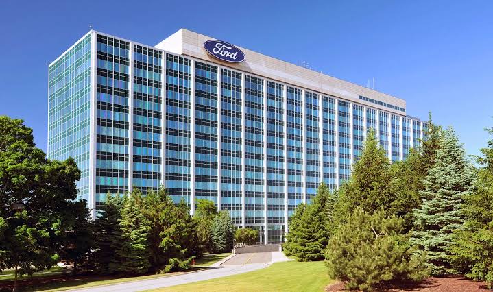 Who Owns Ford Motor Company