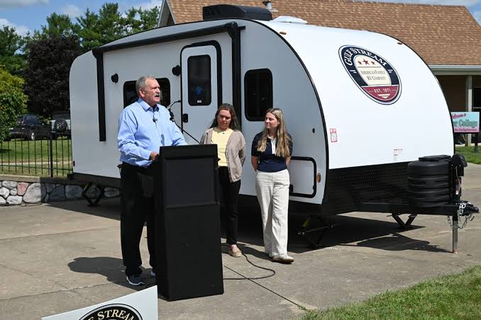 Who Owns the Gulf Stream RV Brand