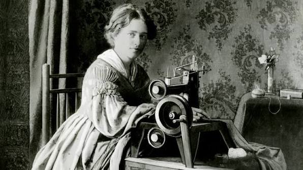 A Brief History Of Singer machine