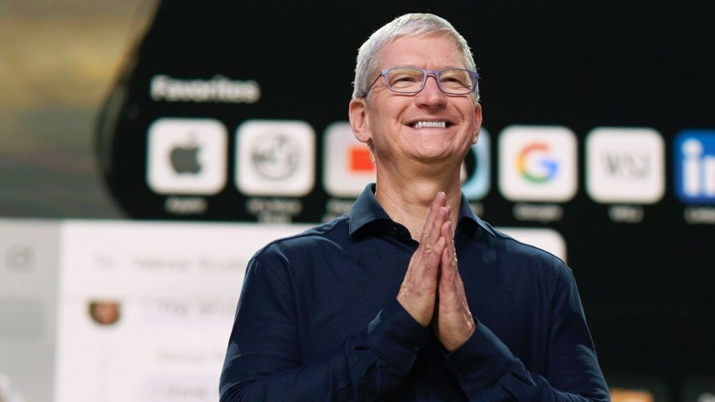 How Much Apple Stock Does Tim Cook Own