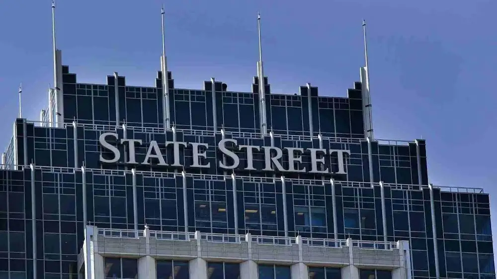 Who Owns State Street Global Advisors